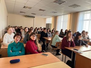 Read more about the article On February 21, 2025 two events took place: a masterclass on Chinese chess (xiangqi) and a thematic lecture on Chinese fashion.